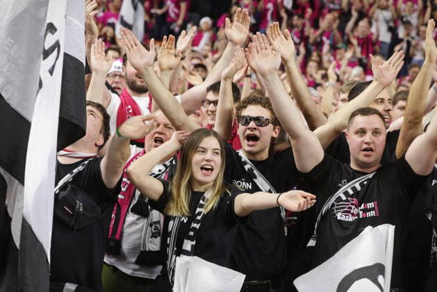 Fans Telekom Baskets Bonn vs FC Bayern Munich Basketball Record game in front of over 19,000 spectators in the Lanxess Arena Kölnarena, Koelnarena 31 Speiltag Saison 2025 26