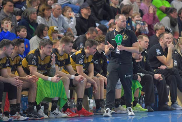 21 12 2025, Dresden coach André Haber, Handball, 2 Bundesliga, HC Elbflorenz Dresden TV Großwallstadt, c Dresden