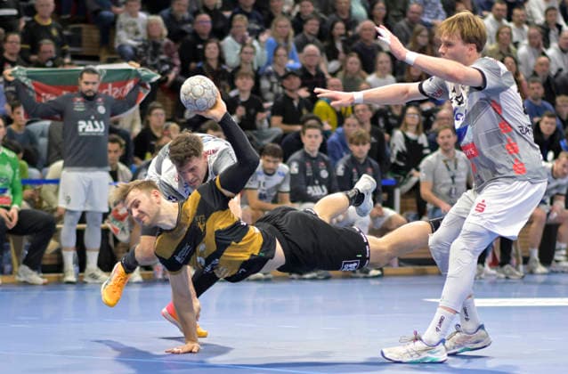 21 12 2025, Dresdens Anton Preußner, Handball, 2 Bundesliga, HC Elbflorenz Dresden TV Großwallstadt, c Dresden