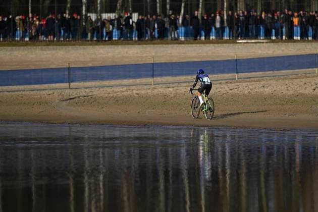 X2O Badkamers Trofee 2025-2026 Hofstade HOFSTADE, BELGIUM - DECEMBER 22 : Brand Lucinda (NED) of Baloise Glowi Lions during the 4th leg of the Plage Cross X2O Badkamers Trofee 2025-2026 a cyclocross race for Women Elite on December 22, 2025 in Hofstade, Belgium, 22 12 2025 ( Hofstade Belgium  Copyright: xNicoxVereeckenx