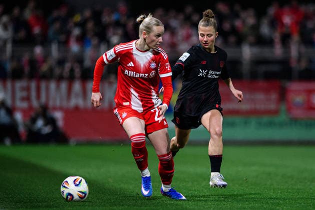 LEVERKUSEN, GERMANY - 22 DECEMBER, 2025: Franziska Kett - 1. Frauen Bundesliga match Bayer 04 Leverkusen vs Bayern Munich at Urlich Haberland Stadion.  Copyright: xVITALIIxKLIUIEVx