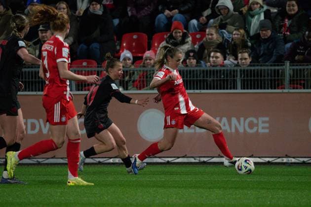 Georgia Stanway (31 FC Bayern München) during the Google Pixel Frauen-Bundesliga between Bayer 04 Leverkusen and Bayern München at Ulrich-Haberland-Stadion in Leverkusen, Germany. Copyright: xQianruxZhang SPPx Sportspressphoto_SPR76509