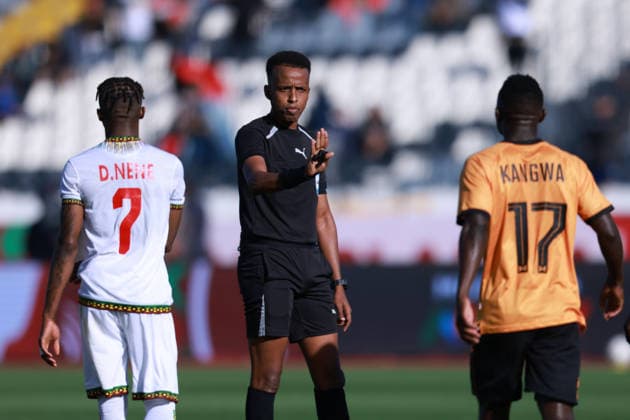 MOROCCO, CASABLANCA - 22 December 2025 - Referee: Omar Artan of Somalia during the Africa Cup of Nations 2025 group A match between national team, Nationalteam of Mali and National team Zambia at the Mohammed V Stadium in Casablanca on 22 December 2025. Photo SFSI Mali v Zambia - AFCON 2025 - Group A Copyright: xSFSIx