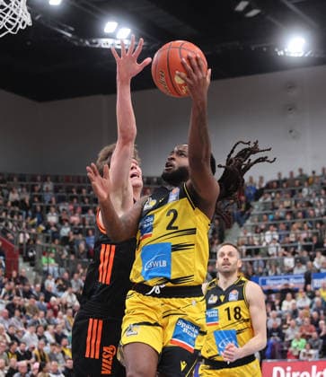 Ludwigsburg , easyCredit Basketball Bundesliga MHP Riesen Ludwigsburg vs Rasta Vechta , Tray Buchanan Riesen