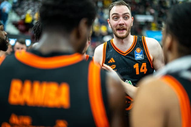 Philipp Herkenhoff Rasta Vechta, 14 , GER, MHP RIESEN Ludwigsburg vs Rasta Vechta, easycredit BBL, Basketball, Bundesliga, Matchday 11, Season 2025 2026, 22 12 2025, 06 12 2025, GER, MHP RIESEN Ludwigsburg vs Rasta Vechta, easycredit BBL, Basketball, Bundesliga, Matchday 11, Season 2025 2026, 22 12 2025 Ludwigsburg Copyright: xEibner-Pressefoto SaschaxWaltherx EP_EER