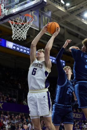 December 22, 2025, Seattle, Washington, USA: Washington forward HANNES STEINBACH (6) attempts a dunk during the NCAA, College League, USA menÃ¢â‚¬â ¢s basketball match between the Washington Huskies and San Diego Toreros at Alaska Airlines Arena on December 22, 2025 in Seattle, Washington. Seattle USA - ZUMAd218 20251222_zsp_d218_037 Copyright: xRichardxDizonx