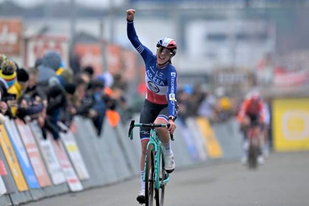 Telenet Superprestige 2025-2026 Heusden-Zolder HEUSDEN-ZOLDER, BELGIUM - DECEMBER 21 : Fouquenet Amandine (FRA) of Arkea - B&B Hotels Woman wins during the 5th leg of the Heusden-Zolder Telenet Superprestige 2025-2026 a cyclocross race for Women Elite on December 21, 2025 in Heusden-Zolder, Belgium, 21 12 2025 ( Heusden-Zolder Belgium  Copyright: xSesx