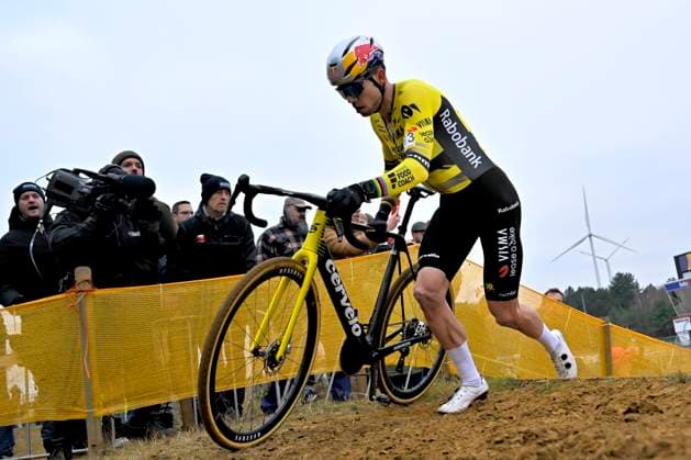Telenet Superprestige 2025-2026 Heusden-Zolder HEUSDEN-ZOLDER, BELGIUM - DECEMBER 23 : Van Aert Wout (BEL) of Team Visma - Lease A Bike during the 5th leg of the Heusden-Zolder Telenet Superprestige 2025-2026 a cyclocross race for Men Elite on December 23, 2025 in Heusden-Zolder, Belgium, 23 12 2025 ( Heusden-Zolder Belgium  Copyright: xSesx
