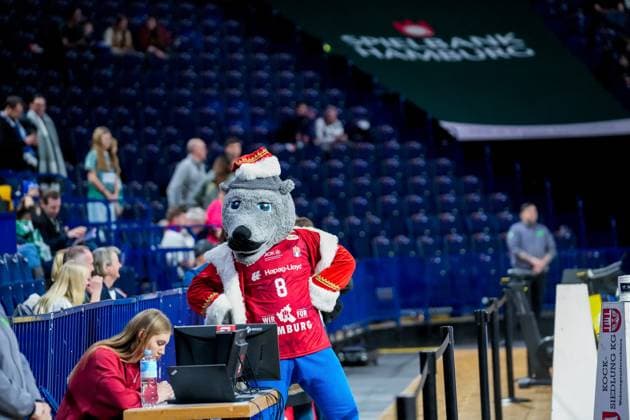 HSV Hamburg mascot in red jersey with No. 8 on the sidelines HSV Hamburg vs Füchse Berlin Copyright: xspeedshotx