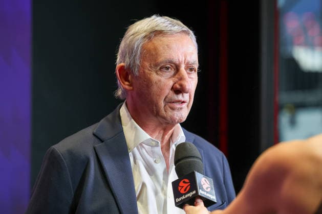 Svetislav Pesic FC Bayern Basketball, Head Coach at the pre-match interview, GER, FC Bayern Basketball vs Hapoel Tel Aviv, Basketball, Euroleague, Matchday 18, Season 2025 2026, 23 12 2025, GER, FC Bayern Basketball vs Hapoel Tel Aviv, Basketball, Euroleague, Matchday 18, Season 2025 2026, 23 12 2025 Munich Copyright: xEibner-Pressefoto JennixMaulx EP_JML