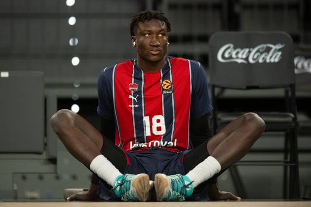 EuroLeague Round 18 Khalifa Diop Kosner Baskonia Vitoria Gasteiz seen in action during the EuroLeague Round 18 match between Valencia Basket and Kosner Baskonia Vitoria Gasteiz at Roig Arena, (Valencia ) on December 23, 2025. Copyright: xVicentexVidalxFernandezx
