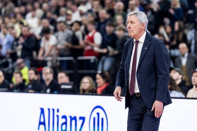 MUNICH, GERMANY - DECEMBER 23: Svetislav Pesic (Headcoach FC Bayern Muenchen) during the Turkish Airlines EuroLeague match between FC Bayern Muenchen vs. Hapoel IBI Tel Aviv at SAP Garden on round 18 of Turkish Airlines EuroLeague on December 23, 2025 in Munich, Germany. Bavaria Germany Copyright: xSteffiexWunderlx