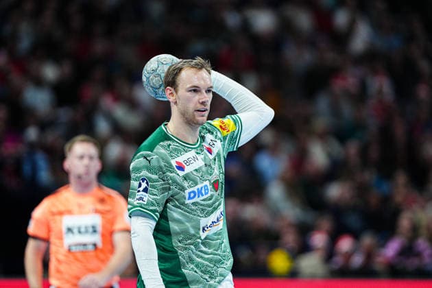 Mathias Gidsel Fuechse Berlin, 19 GER, Handball Sport Verein Hamburg vs Fuechse Berlin, Handball, 1 Bundesliga, Matchday 24, Season 2025 2026, 23 12 2025 GER, Handball Sport Verein Hamburg vs Fuechse Berlin, Handball, 1 Bundesliga, Matchday 24, Season 2025 2026, 23 12 2025 Hamburg Copyright: xEibner-Pressefoto MarcelxvonxFehrnx EP_MFN