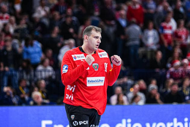Goal celebration Dejan Milosavljev Fuechse Berlin, 96 GER, Handball Sport Verein Hamburg vs Fuechse Berlin, Handball, 1 Bundesliga, Matchday 24, Season 2025 2026, 23 12 2025 GER, Handball Sport Verein Hamburg vs Fuechse Berlin, Handball, 1 Bundesliga, Matchday 24, Season 2025 2026, 23 12 2025 Hamburg Copyright: xEibner-Pressefoto MarcelxvonxFehrnx EP_MFN