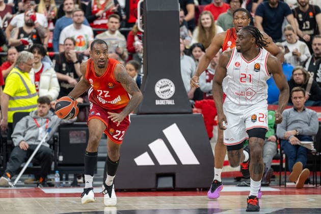 Isiaha Mike 22 FC Bayern Basketball , Tai Odiase 21 Hapoel IBI Tel Aviv , FC Bayern Basketball vs Hapoel IBI Tel Aviv, EuroLeague 18 Matchday, 23 12 2025 Munich Bavaria Germany Copyright: xkolbert-press UlrichxGamelx