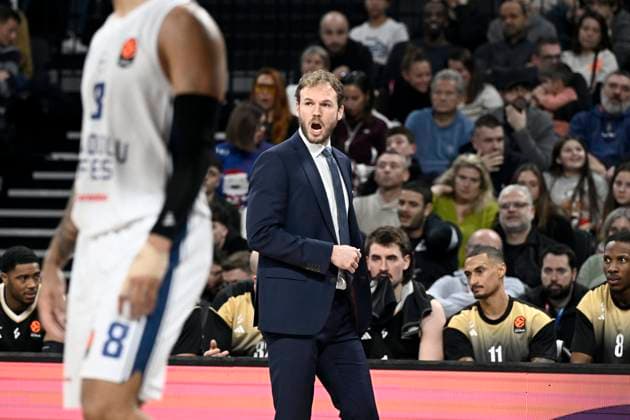 Asvel-Anadolu Efes Istanbul. Euroligue. 23 décembre 2025 PHOTOPQR LE PROGRES Joël PHILIPPON - Décines-Charpieu 23 12 2025 - Asvel-Anadolu Efes Istanbul. Euroligue. 23 décembre 2025 -Pierric Poupet. Asvel-Anadolu Efes Istanbul. Basket Euroleague Asvel (Lyon Villeurbanne) vs Istanbul Décines-Charpieu Rhône Rhône-Alpes France  Copyright: xPHOTOPQR LExPROGRES MAXPPPxJoëlxPHILIPPONx 20251223LPL5424 20251223LPL5424