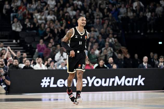 Asvel-Anadolu Efes Istanbul. Euroligue. 23 décembre 2025 PHOTOPQR LE PROGRES Joël PHILIPPON - Décines-Charpieu 23 12 2025 - Asvel-Anadolu Efes Istanbul. Euroligue. 23 décembre 2025 -Edwin Jackson. Asvel-Anadolu Efes Istanbul. Basket Euroleague Asvel (Lyon Villeurbanne) vs Istanbul Décines-Charpieu Rhône Rhône-Alpes France  Copyright: xPHOTOPQR LExPROGRES MAXPPPxJoëlxPHILIPPONx 20251223LPL5434 20251223LPL5434
