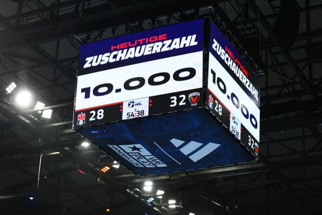 Handball I Men I Season 2025 2026 I Bundesliga I 24 Matchday I HSV Hamburg Füchse Berlin I 23 12 2025 10,000 spectators at the Christmas match against Füchse Berlin Hamburg Barclaycard Arena Hamburg Germany Copyright: xLobeca RalfxHomburgx