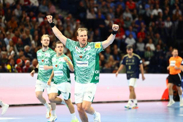 Handball I Men I Season 2025 2026 I Bundesliga I 24 Matchday I HSV Hamburg Füchse Berlin I 23 12 2025 Max Darj 5, Füchse Berlin celebrates victory Hamburg Barclaycard Arena Hamburg Germany Copyright: xLobeca RalfxHomburgx