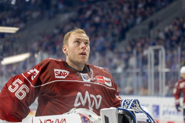 DEL, Deutsche Eishockey Liga Saison 2025 26, 31 Spieltag: Adler Mannheim gegen Eisbären Berlin***Bild: Maximilian Frabnzreb (56, Mannheim) *** DEL, German Ice Hockey League Season 2025 26, 31 Matchday Adler Mannheim vs Eisbären BerlinPicture Maximilian Frabnzreb 56, Mannheim Copyright: xUdoxHerrmannx