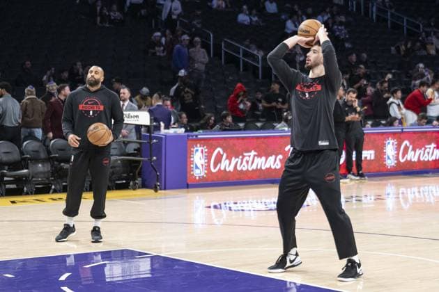 Los Angeles Lakers v Houston Rockets - NBA, Basketball Herren, USA LOS ANGELES, UNITED STATES - DECEMBER 25: Alperen Sengun (28) of the Houston Rockets warms up ahead of the NBA basketball game between LA Lakers and Houston Rockets at Crypto.com Arena in Los Angeles, United States on December 25, 2025. Jon Putman Anadolu Los Angeles United States. Editorial use only. Please get in touch for any other usage.  Copyright: x2025xAnadoluxJonxPutmanx