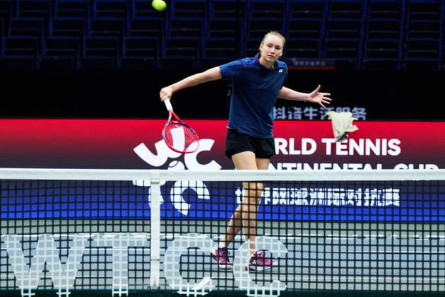 SHENZHEN, CHINA - DECEMBER 25: Elena Rybakina of Kazakhstan attends a training session of the 2025 World Tennis Continental Cup on December 25, 2025 in Shenzhen, Guangdong Province of China.  Copyright: xVCGx 111612020183