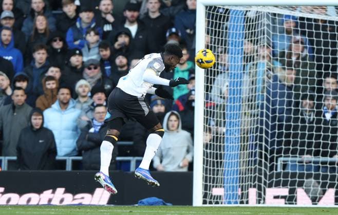 Patrick Agyemang of Derby County scores a goal to make the score 0-1 Birmingham City v Derby County, Sky Bet Championship, Football, St. Andrew s at Knighthead Park, Birmingham, UK - 26 Dec 2025Birmingham St. Andrew s at Knighthead Park United Kingdom EDITORIAL USE ONLY No use with unauthorised audio, video, data, fixture lists, club league logos or live services. Online in-match use limited to 120 images, no video emulation. No use in betting, games or single club league player publications. Copyright: xKieranxMcManus Shutterstockx 16191502aa