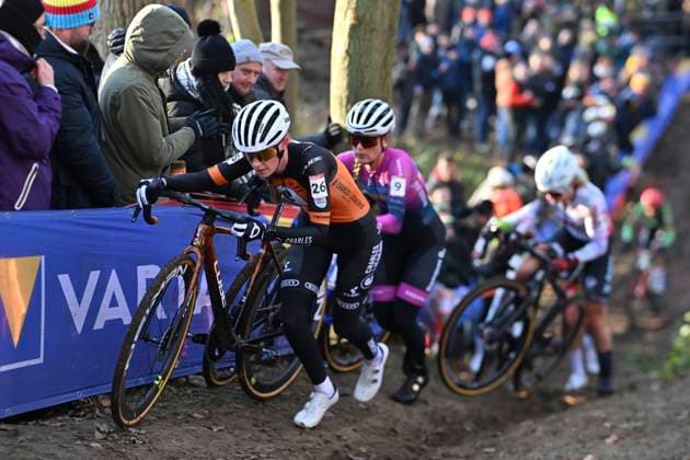 UCI Cyclocross World Cup 2025-2026 Gavere GAVERE, BELGIUM - DECEMBER 26 : Brouwers Julie (BEL) of Charles Liégeois Roastery Cx during the 7th leg of the Gavere UCI Cyclocross World Cup 2025-2026 a cyclocross race for Women Elite on December 26, 2025 in Gavere, Belgium, 26 12 2025 ( Gavere Belgium  Copyright: xBcex