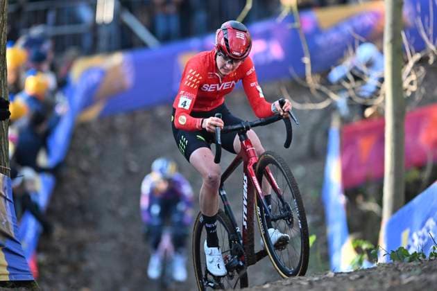 UCI Cyclocross World Cup 2025-2026 Gavere GAVERE, BELGIUM - DECEMBER 26 : Van Alphen Aniek (NED) of Seven Racing during the 7th leg of the Gavere UCI Cyclocross World Cup 2025-2026 a cyclocross race for Women Elite on December 26, 2025 in Gavere, Belgium, 26 12 2025 ( Gavere Belgium  Copyright: xBcex