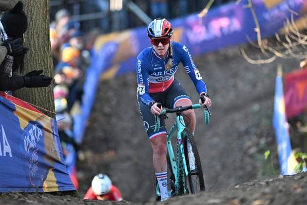 UCI Cyclocross World Cup 2025-2026 Gavere GAVERE, BELGIUM - DECEMBER 26 : Fouquenet Amandine (FRA) of Arkea-B&B Hotels Woman during the 7th leg of the Gavere UCI Cyclocross World Cup 2025-2026 a cyclocross race for Women Elite on December 26, 2025 in Gavere, Belgium, 26 12 2025 ( Gavere Belgium  Copyright: xBcex