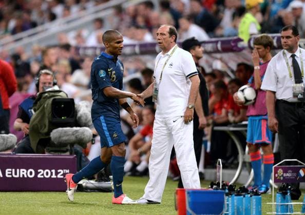 FOOTBALL : France vs Angleterre - Euro 2012 - Donetsk -11 06 2012 Florent Malouda et Jean Louis Gasset (France)  Copyright: xAnthonyxBibardx