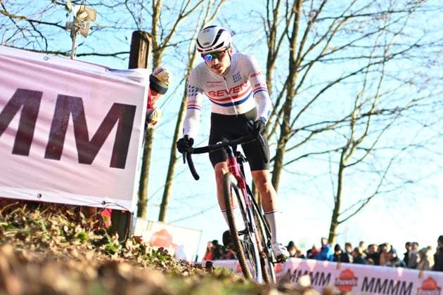 UCI Cyclocross World Cup 2025-2026 Gavere GAVERE, BELGIUM - DECEMBER 26 : Mason Cameron (GBR) of Seven Racing during the 7th leg of the Gavere UCI Cyclocross World Cup 2025-2026 a cyclocross race for Men Elite on December 26, 2025 in Gavere, Belgium, 26 12 2025 ( Gavere Belgium  Copyright: xBcex