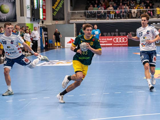 Pierre Busch VfL Eintracht Hagen, 83 sprinting towards the goal VfL Eintracht Hagen vs 1 VfL Potsdam, Handball, 2 Bundesliga, Matchday 17, Season 2025 2026, 26 12 2025 VfL Eintracht Hagen vs 1 VfL Potsdam, Handball, 2 Bundesliga, Matchday 17, Season 2025 2026, 26 12 2025 Hagen Copyright: xEibner-Pressefoto DamianxKruczynx EP_DKI