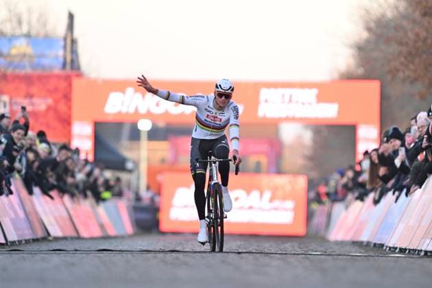 UCI Cyclocross World Cup 2025-2026 Gavere GAVERE, BELGIUM - DECEMBER 26 : Van Der Poel Mathieu (NED) of Alpecin-Deceuninck wins during the 7th leg of the Gavere UCI Cyclocross World Cup 2025-2026 a cyclocross race for Men Elite on December 26, 2025 in Gavere, Belgium, 26 12 2025 ( Gavere Belgium  Copyright: xBcex