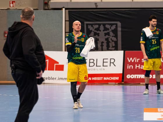 Farewell to Hakon Dadi Styrmisson VfL Eintracht Hagen, 28 VfL Eintracht Hagen vs 1 VfL Potsdam, Handball, 2 Bundesliga, Matchday 17, Season 2025 2026, 26 12 2025 VfL Eintracht Hagen vs 1 VfL Potsdam, Handball, 2 Bundesliga, Matchday 17, Season 2025 2026, 26 12 2025 Hagen Copyright: xEibner-Pressefoto DamianxKruczynx EP_DKI