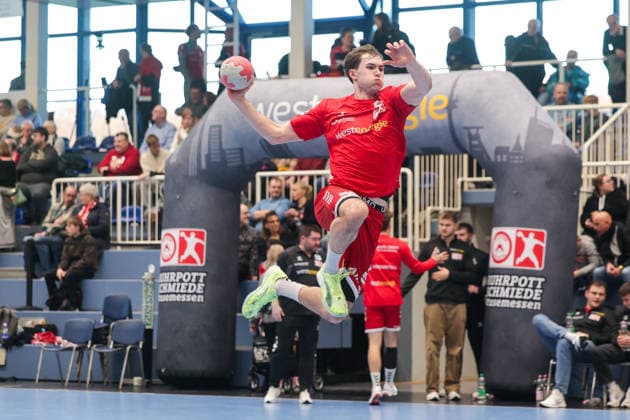 26 12 2025, Handball, Season 2025 2026, 2 Handball Bundesliga, 17 Matchday, TuSEM Essen TuS Ferndorf, Valentin Clarius TuSEM Essen , Essen Am Hallo NRW Germany xRHR PHOTO DEx Copyright: DennisxEwert RHR-FOTOx RHR-FOTO DE