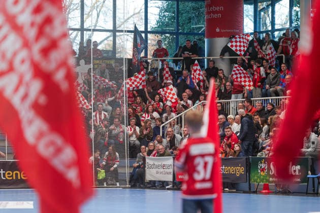 26 12 2025, Handball, Season 2025 2026, 2 Handball Bundesliga, 17 Matchday, TuSEM Essen TuS Ferndorf, Fans of TuS Ferndorf cheer for their team, Essen Am Hallo NRW Germany xRHR PHOTO DEx Copyright: DennisxEwert RHR-FOTOx RHR-FOTO DE