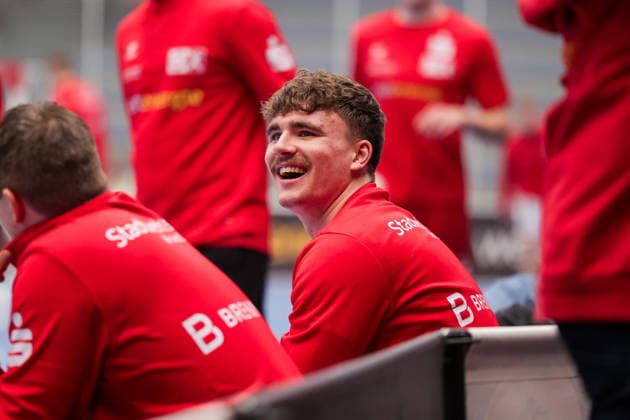 26 12 2025, Handball, Season 2025 2026, 2 Handball Bundesliga, 17 Matchday, TuSEM Essen TuS Ferndorf, Finn Wolfram TuSEM Essen laughs, Essen Am Hallo NRW Germany xRHR PHOTO DEx Copyright: DennisxEwert RHR-FOTOx RHR-FOTO DE