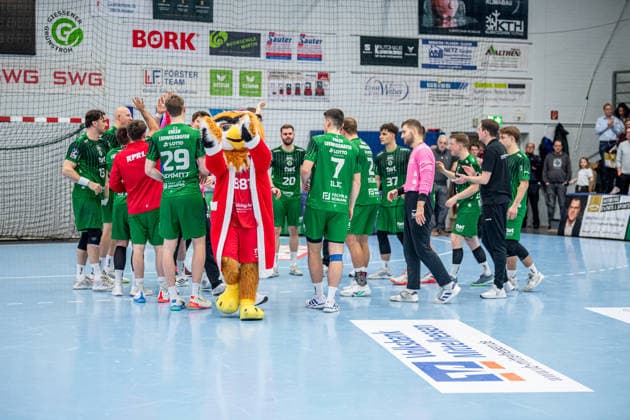 2 Handball Bundesliga TV Hüttenberg Eulen Ludwigshafen, 26 12 25 Eulen Ludwigshafen 2 Handball Bundesliga TV Hüttenberg Eulen Ludwigshafen Hüttenberg, 26 12 25 Copyright: xBEAUTIFULxSPORTS Roeczeyx