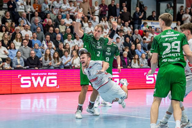 2 Handball Bundesliga TV Hüttenberg Eulen Ludwigshafen, 26 12 25 Lasse Ohl TV Hüttenberg, 11 , Frederic Stüber Eulen Ludwigshafen, 2 , Friedrich Schmitt Eulen Ludwigshafen, 29 2 Handball Bundesliga TV Hüttenberg Eulen Ludwigshafen Hüttenberg, 26 12 25 Copyright: xBEAUTIFULxSPORTS Roeczeyx