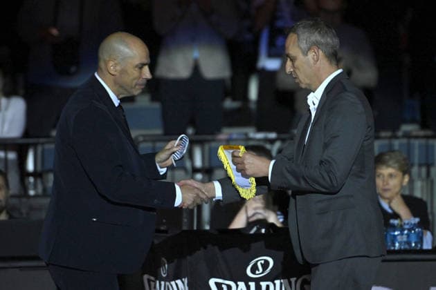PARTIZAN vs MACCABI TEL AVIV JOAN PENARROYA Djoan Penjaroa coach and ODED KATTASH Oded Katas coach basketball Partizan vs Maccabi Tel Aviv Euroleague, Beogradska arena, Belgrade 26.12.2025 Foto: BASKETBALL, EUROLEAGUE, PARTIZAN, MACCABI TEL AVIV Belgrade Belgrade arena Serbia Copyright: xMarkoxMetlas xMNxPressx