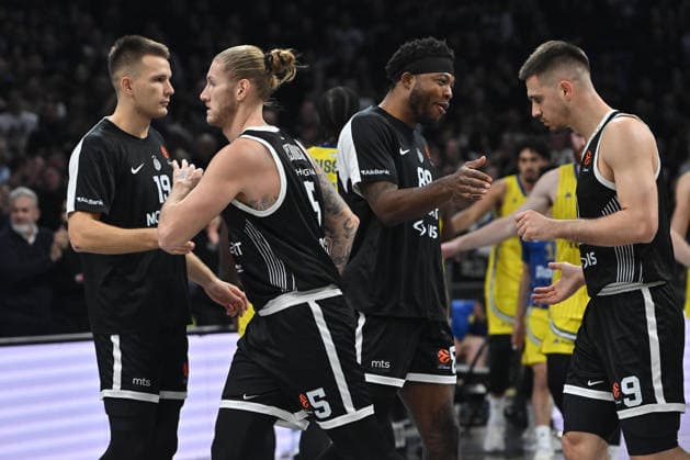 PARTIZAN vs MACCABI TEL AVIV ARIJAN LAKIC, DYLAN OSETKOWSKI Dilan Osetkovski, TYRIQUE JONES Tajrik Dzons, VANJA MARINKOVIC basketball Partizan vs Maccabi Tel Aviv Euroleague, Beogradska arena, Belgrade 26.12.2025 Foto: BASKETBALL, EUROLEAGUE, PARTIZAN, MACCABI TEL AVIV Belgrade Belgrade arena Serbia Copyright: xMarkoxMetlas xMNxPressx