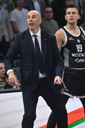 PARTIZAN vs MACCABI TEL AVIV JOAN PENARROYA Djoan Penjaroa coach basketball Partizan vs Maccabi Tel Aviv Euroleague, Beogradska arena, Belgrade 26.12.2025 Foto: BASKETBALL, EUROLEAGUE, PARTIZAN, MACCABI TEL AVIV Belgrade Belgrade arena Serbia Copyright: xMarkoxMetlas xMNxPressx