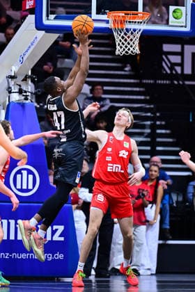 26 12 2025 Basketball Season 2025 2026 2 Bundesliga Pro A 15 Matchday Nuremberg Falcons Basketball Club NBC Giessen 46ers AlSch xalxscx Abu Kigab 47, Giessen 46ers Brandton Dean Chatfield 33, Nuremberg Falcons BC NBC