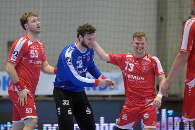 Cheers, joy after the victory Bruno Eickhoff MT Melsungen 53 , Kristof Palasics Goalkeeper MT Melsungen 32 , Timo Kastening MT Melsungen 73 , GER, MT Melsungen TVB 1898 Stuttgart, Handball, 1 Bundesliga, Matchday 19, Season 2025 2026, 26 12 2025, GER, MT Melsungen TVB Stuttgart, Handball, 1 Bundesliga, Matchday 19, Season 2025 2026, 26 12 2025 Kassel Copyright: xEibner-Pressefotox xRolandxSippelx EP_RSL