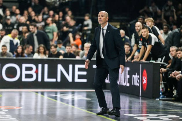 Partizan v Maccabi Tel Aviv - EuroLeague BELGRADE, SERBIA - DECEMBER 26: Head Coach Joan Penarroya of Partizan follows the EuroLeague round 18 basketball match between Partizan and Maccabi Tel Aviv at Beogradska Arena in Belgrade, Serbia on December 26, 2025. Filip Stevanovic Anadolu Belgrade Serbia. Editorial use only. Please get in touch for any other usage.  Copyright: x2025xAnadoluxFilipxStevanovicx