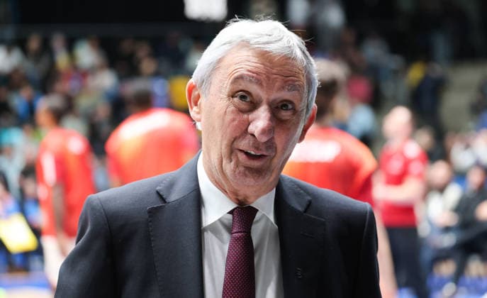 New Bayern coach Svetislav Pesic, GER, Frankfurt Skyliners vs FC Bayern Muenchen, Basketball Bundesliga, easyCredit BBL, Matchday 12, Season 2025 26, 26 12 2025, GER, Frankfurt Skyliners vs FC Bayern Muenchen, Basketball Bundesliga, easyCredit BBL, Matchday 12, Season 2025 26, 26 12 2025, Cologne Copyright: xEibner-Pressefoto JoergxNiebergax EP_JNL
