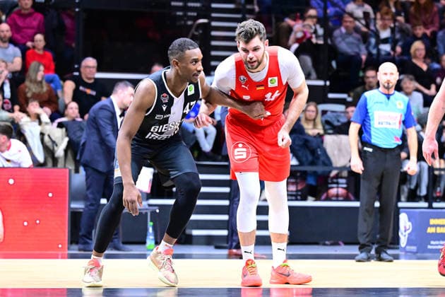 26 12 2025 Basketball Season 2025 2026 2 Bundesliga Pro A 15 Matchday Nuremberg Falcons Basketball Club NBC Giessen 46ers AlSch xalxscx Abu Kigab 47, Giessen 46ers Julius Wolf 16, Nuremberg Falcons BC NBC