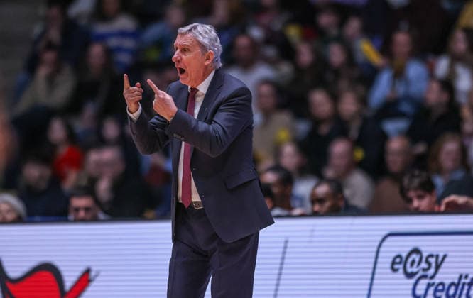GER, Frankfurt, Frankfurt Skyliners vs FC Bayern Munich, easyCredit Basketball Bundesliga, Basketball, DBB, Season 2025 2026, Fraport Arena, 12 Matchday in picture Svetislav PeÅ¡iÄ‡ Coach FC Bayern Munich Basketball DFB DFL REGULATIONS PROHIBIT ANY USE OF PHOTOGRAPHS AS IMAGE SEQUENCES AND OR QUASI VIDEO, 26 12 2025 Copyright: HMBxMedia HendrikxHamelau