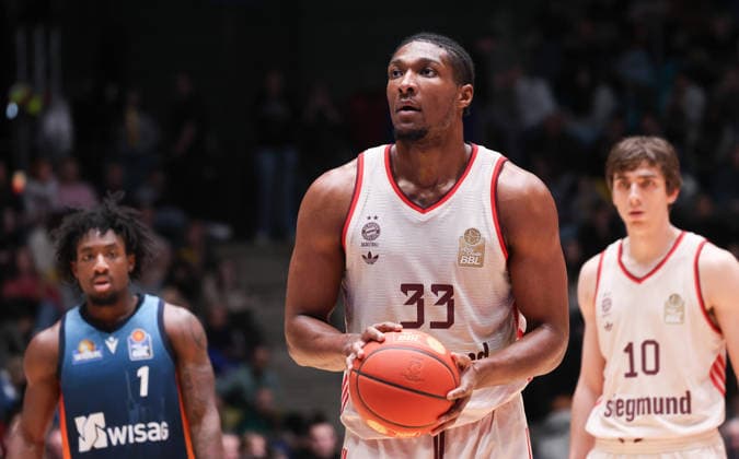 David McCormack Muenchen 33 , GER, Frankfurt Skyliners vs FC Bayern Muenchen, Basketball Bundesliga, easyCredit BBL, Matchday 12, Season 2025 26, 26 12 2025, GER, Frankfurt Skyliners vs FC Bayern Muenchen, Basketball Bundesliga, easyCredit BBL, Matchday 12, Season 2025 26, 26 12 2025, Cologne Copyright: xEibner-Pressefoto JoergxNiebergax EP_JNL